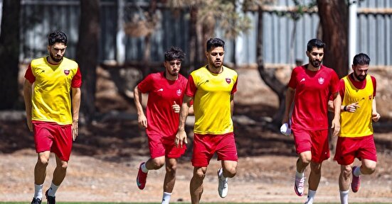 پرسپولیس 2 دسته شد!
