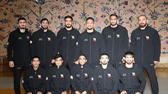 کسب ۳ مدال توسط نمایندگان کشتی کشورمان در ۴ وزن نخست مسابقات قهرمانی جهان