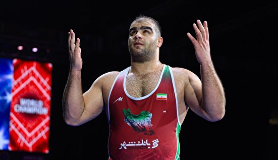 میرزازاده: امیدوارم با کسب مدال طلا دل مردم را شاد کرده باشم