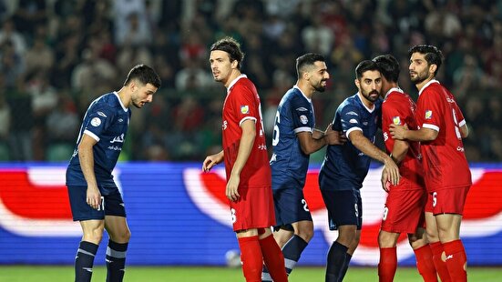 بیانیه باشگاه گل‌گهر پس از دیدار با پرسپولیس؛ داور پنالتی ما را نگرفت