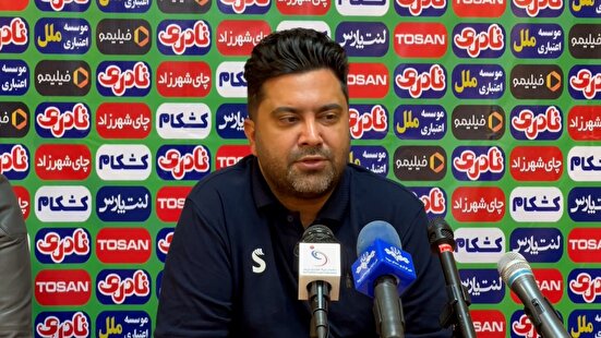 اخباری: انگیزه زیادی مقابل استقلال داریم / مطمئن هستم شاهد بازی تاکتیکی خواهیم بود