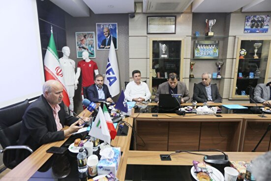 تاج: افسران امنیتی جزو الزامات مجوز حرفه‌ای است