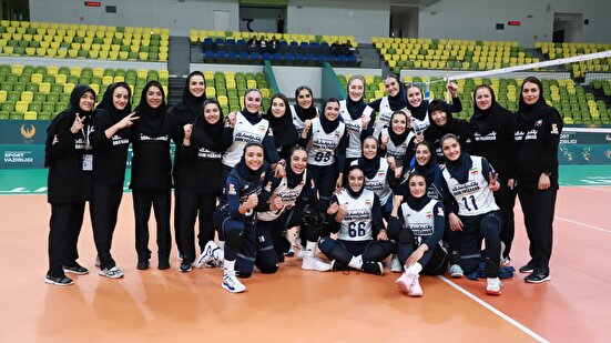 کسب نخستین مدال طلای تاریخ والیبال زنان ایران در تاشکند