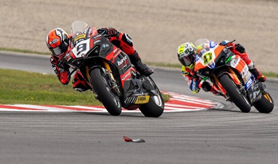 نقیبی: اگر در کاپ موتورسواری آسیا سکو بگیریم، معجزه است