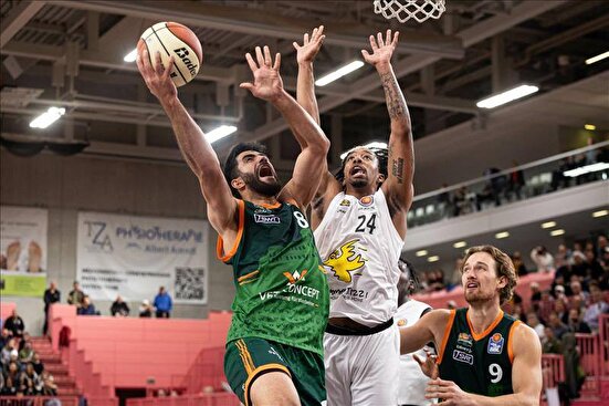 چهارمین پیروزی پیاپی یاران یخچالی در بوندسلیگا