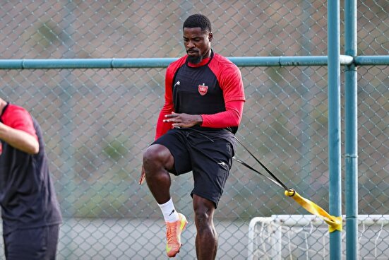 پایان چالش‌های پزشکی؛ اوریه عصای دست وحید می‌شود؟