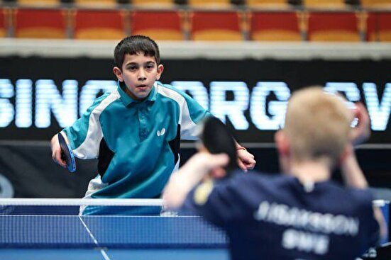 عدم صدور ویزا برای پینگ پنگ باز ۱۱ ساله