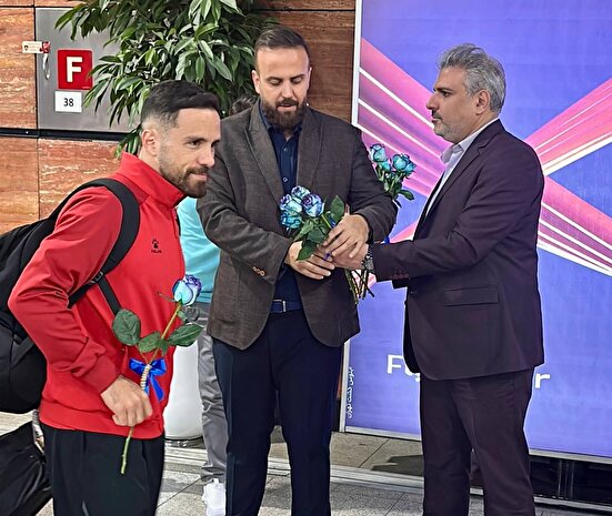 برای تقابل با استقلال؛ الوحدات اردن وارد ایران شد