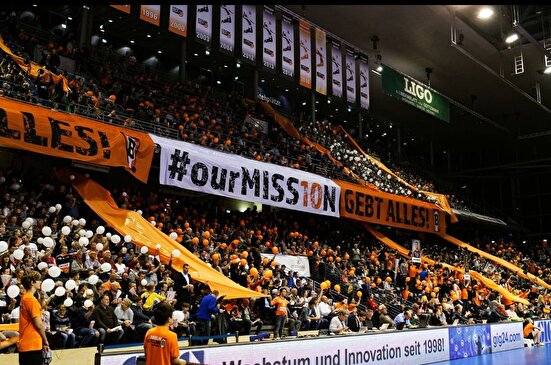 حمله تند مدیرعامل BR Volleys به فدراسیون جهانی والیبال: FIVB مغرور و ناتوان است!