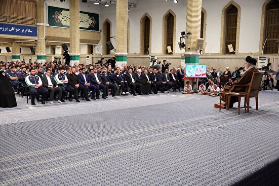 قدردانی و عهد جامعه ورزش با رهبر معظم انقلاب؛ با تلاش افزون‌تر همچنان سربازان ایران در جنگ نرم خواهیم بود