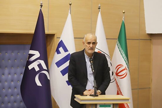 نبی: پوشیدن پیراهن تیم ملی مثل دفاع از خاک کشور است