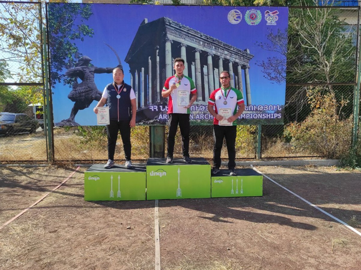 اختصاصی///گلشنی: در حال حاضر نه فدراسیون اسپانسری دارد و نه ما ورزشکاران تیراندازی با کمان اختصاصی///گلشنی: در حال حاضر نه فدراسیون اسپانسری دارد و نه ما ورزشکاران تیراندازی با کمان