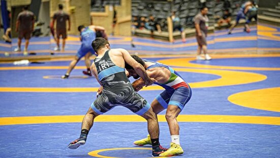 مراسم قرعه کشی لیگ برتر کشتی برگزار شد