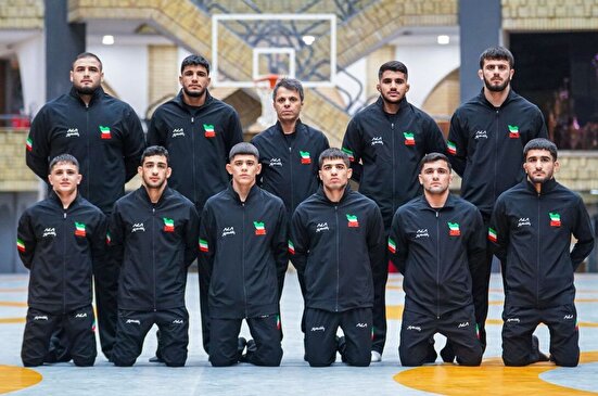 قهرمانی مقتدرانه تیم ملی کشتی فرنگی امید ایران در جهان/ شاگردان رنگرز بر بام صربستان ایستادند