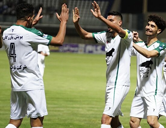 گاندو‌ها دست‌ پُر به سیرجان را ترک کردند