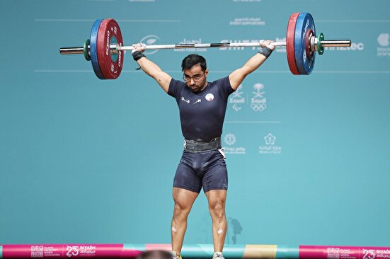 قشقایی در وزنه‌برداری به مدال نرسید