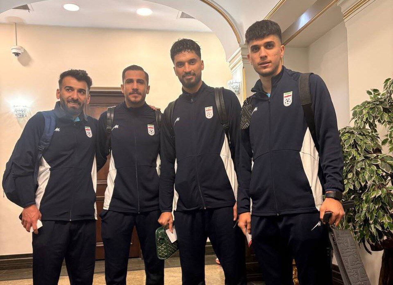 پس از ساعت‌ها معطلی؛ تیم ملی ایران عازم امارات شد