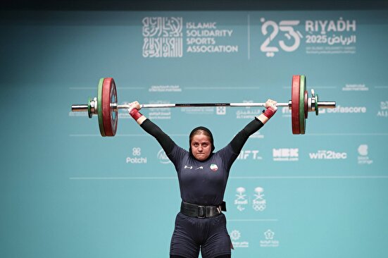درخشش مهسا بهشتی در وزنه‌برداری با یک طلا و دو برنز