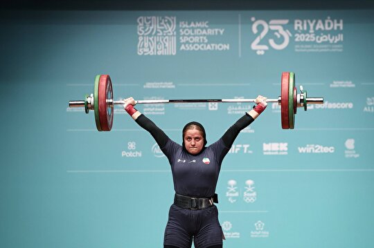 درخشش مهسا بهشتی در وزنه‌برداری با یک طلا و دو برنز