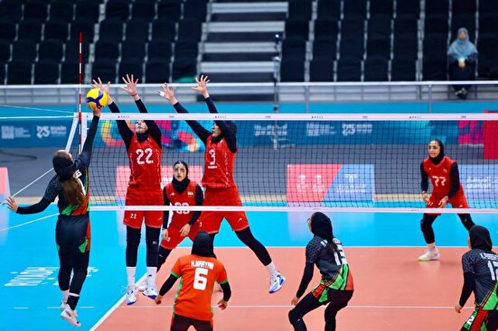 نخستین پیروزی تیم ملی والیبال زنان در ریاض