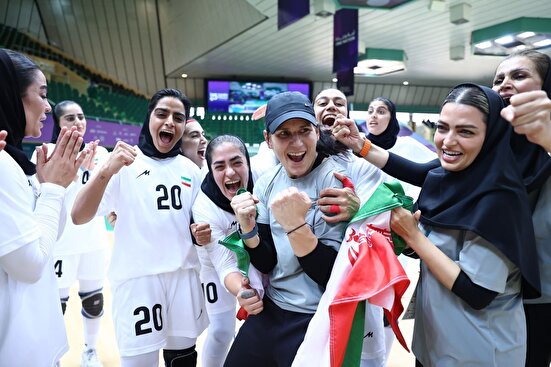 سیائورا: به تیمم افتخار می‌کنم؛ برای رشد هندبال بانوان باید در تورنمنت‌های بیشتری شرکت کنیم