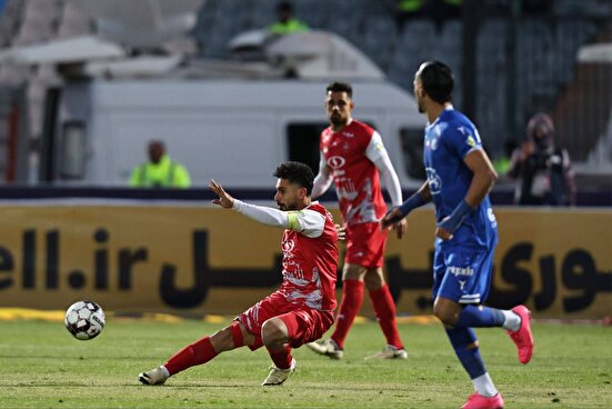 ساعت دربی تغییر کرد