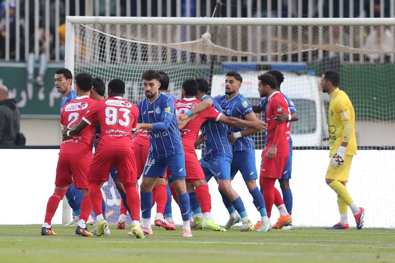 هیاهو برای هیچ؛ تساوی کسل‌کننده استقلال و پرسپولیس در دربی 106