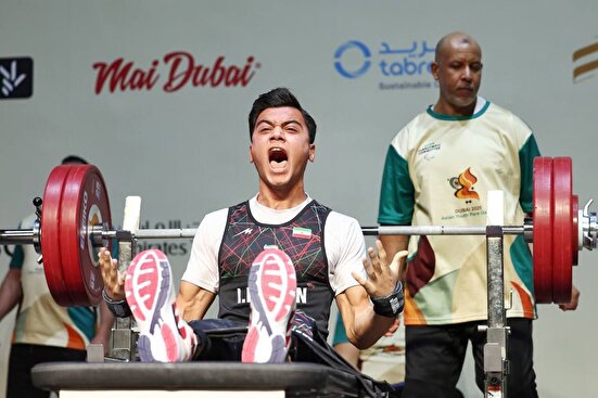 هت تریک طلایی پاراوزنه برداری با درخشش رشیدی