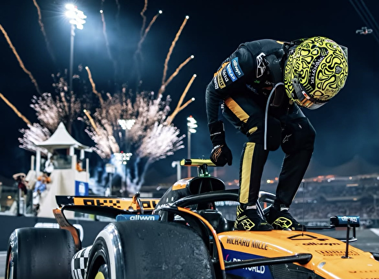 قهرمانی که مسابقه آخر را نبرد؛ لاندر نوریس جام فرمول یک را از دستان ورستاپن درآورد