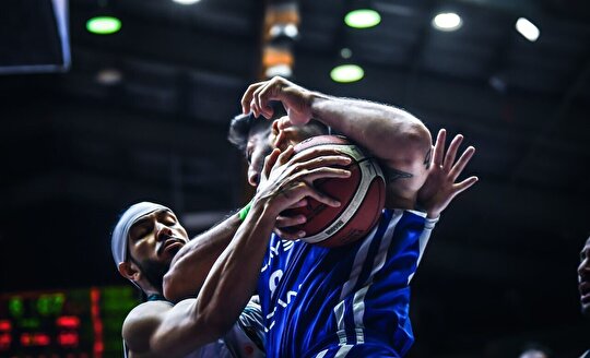 زارعی: فعالیت باشگاه استقلال در سایر رشته‌های ورزشی بدون مجوز است