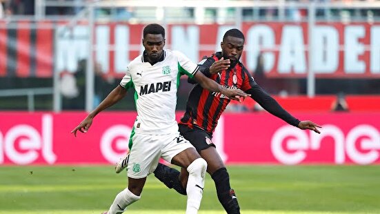 میلان فرصت صدرنشینی را از دست داد / تساوی تلخ روسونری مقابل ساسولو