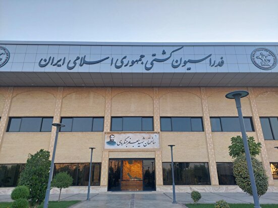 دومین پست برق فشار قوی مجموعه ورزشی آزادی تعویض شد