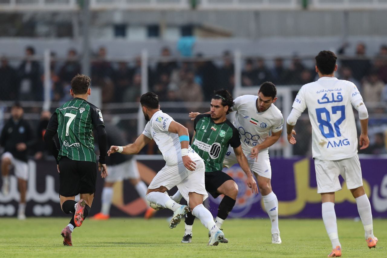 //// استقلال در بحران / دومین تساوی پی در پی آبیها در لیگ //// استقلال در بحران / دومین تساوی پی در پی آبیها در لیگ