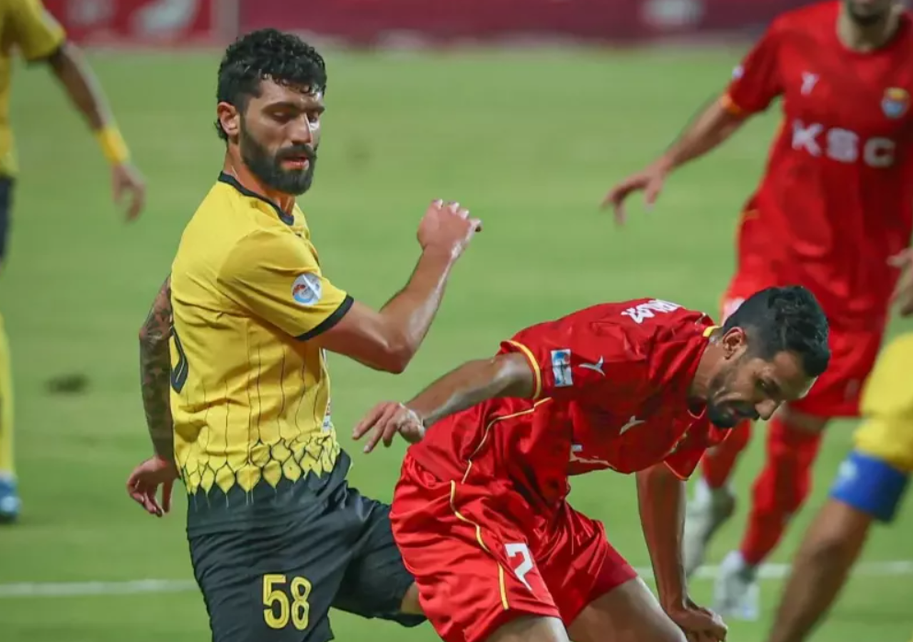 سپاهان همچنان بر مدار برد در صدر؛ فولاد با یحیی در مرز خطر