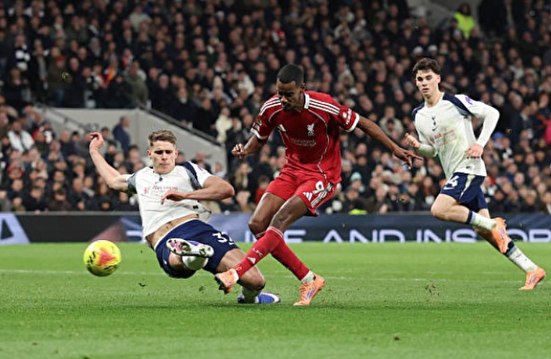 کامبک تاتنهام کامل نشد؛ حال لیورپول بدون صلاح بهتر است!