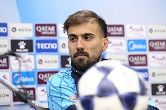 احمدی: برای نام بزرگ استقلال بازی می‌کنیم