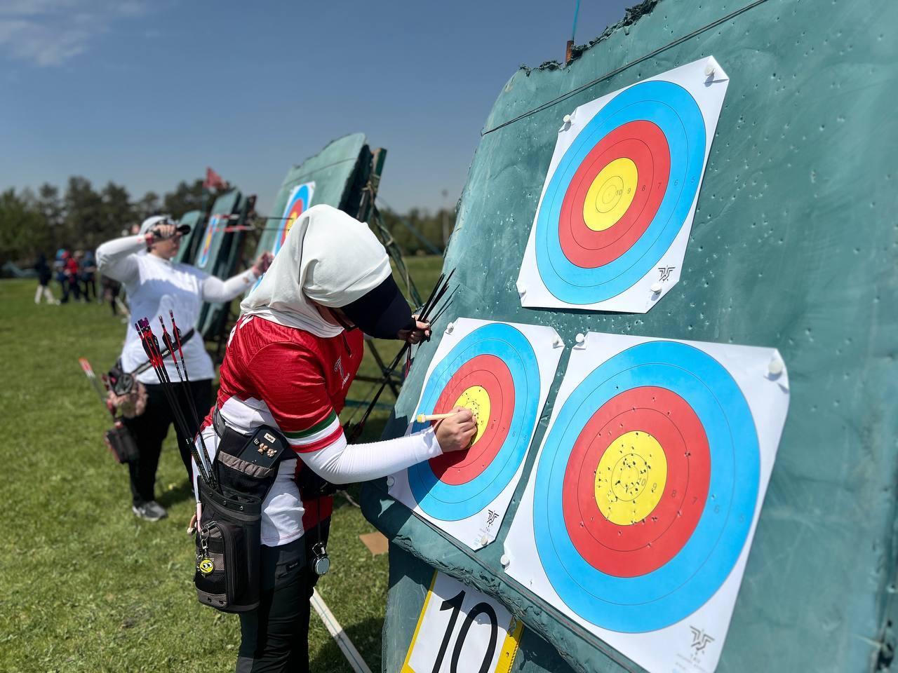 شعبانی‌بهار: با سلام و صلوات نمی‌توان تیم ملی را اداره کرد/  یک بسته تیر ۶۰ میلیون تومان هزینه دارد