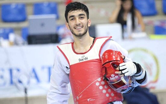 حقیقت‌شناس: قوی تر از همیشه از این پیچ تاریخی عبور خواهیم کرد