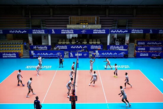 میراث FIVB خاکستر شد؛ بمباران، کف‌پوش‌های میلیاردی فدراسیون والیبال‌ را نابود کرد!