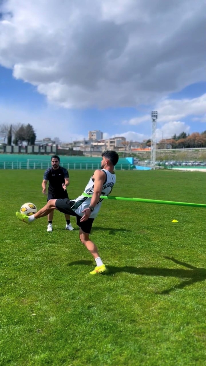 تمرین در سکوت لیگ؛ مدافع استقلال آماده بازگشت + عکس