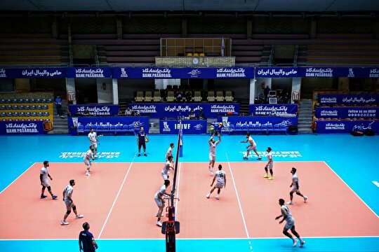 میراث FIVB خاکستر شد؛ بمباران، کف‌پوش‌های میلیاردی فدراسیون والیبال‌ را نابود کرد!