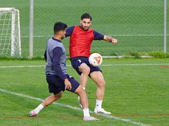 بازی درون‌تیمی جدی ملی‌پوشان فوتبال در روز آفتابی آنتالیا