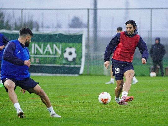 ابرقویی: بازی با نیجریه و کاستاریکا قدم مهمی برای تیم‌ ملی است