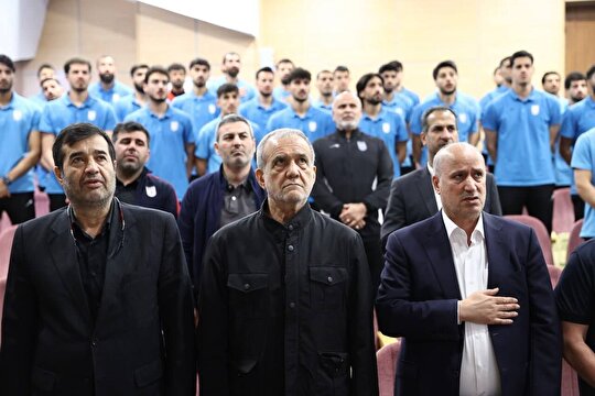 تاج: حضور رئیس جمهوری به ملی‌پوشان روحیه داد/ فوتبال در کنار مردم است