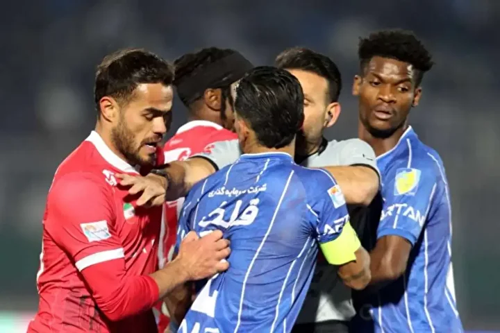تناقضِ آشکار از شعار تا عمل؛ سرخابی‌ها دست به دامان سیاست شدند!