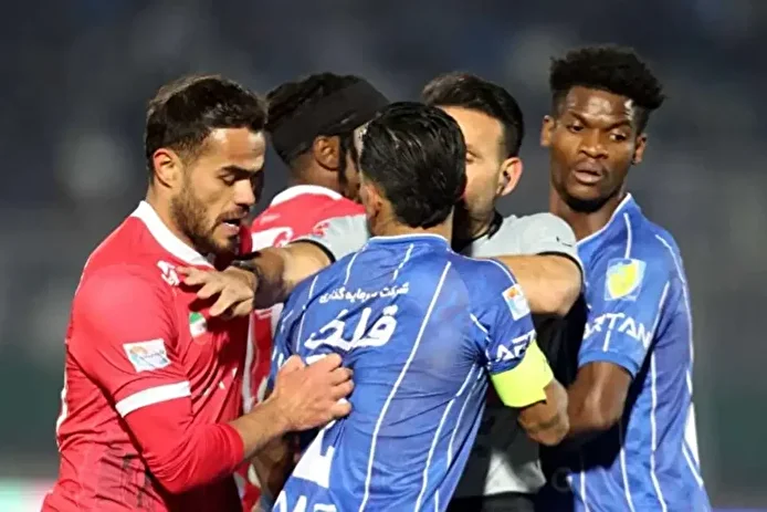 تناقضِ آشکار از شعار تا عمل؛ سرخابی‌ها دست به دامان سیاست شدند!