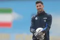 دروازه‌بان جنجالی استقلال برای دربی اعلام آمادگی کرد!
