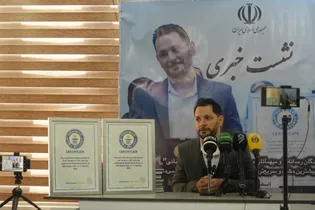 سریعترین مشت‌زن جهان: کسی سراغی از من نگرفته/ رکورد بین المللی به نام ایران است