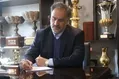 با فاجعه مدیریتی عجیب مددی در استقلال آشنا شوید