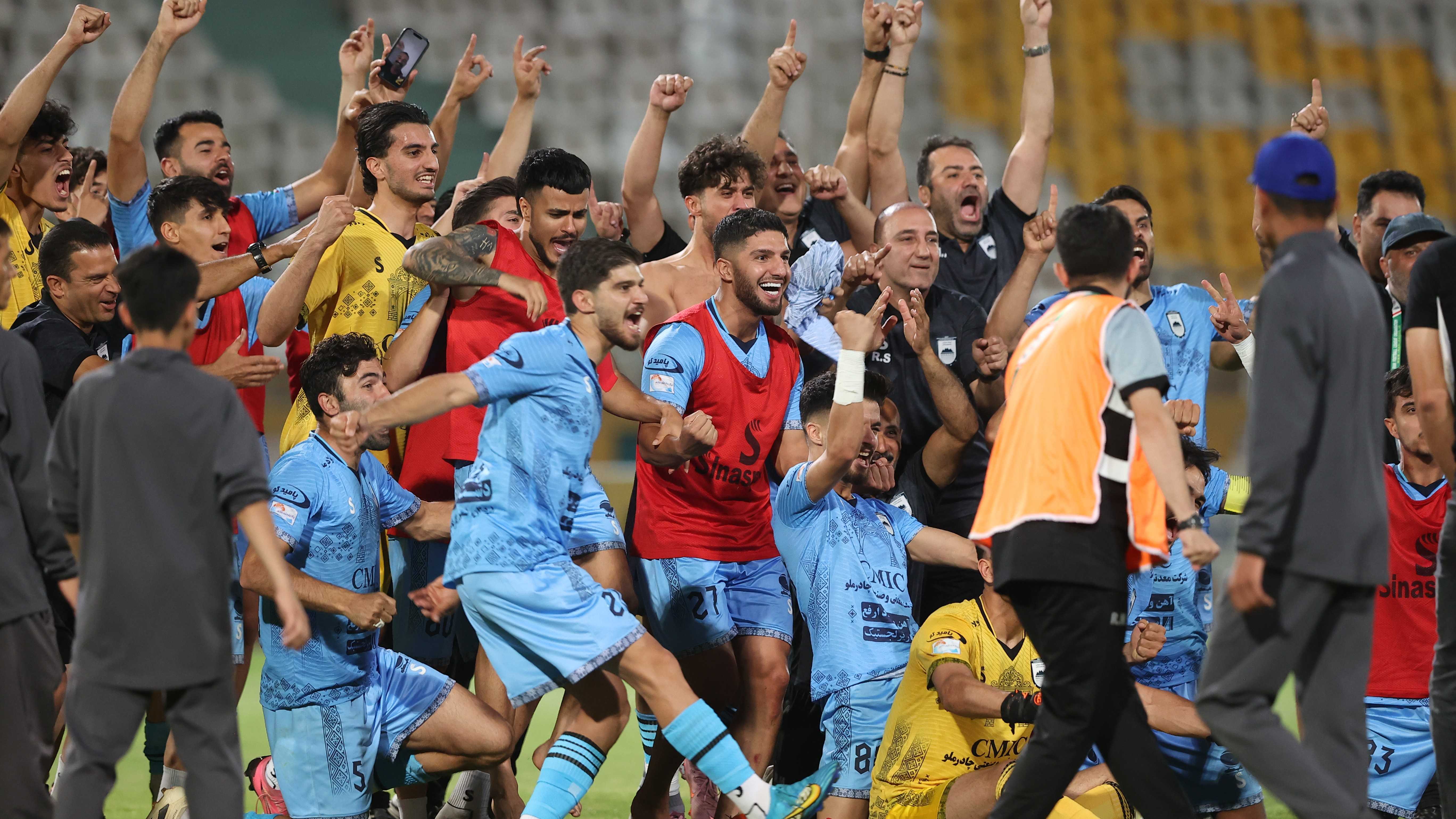 از لیگ یک تا آسیا؛ داستان شگفتانگیز صعود چادرملو از لیگ یک تا آسیا؛ داستان شگفتانگیز صعود چادرملو